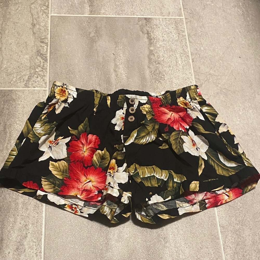 Tropical shorts
